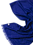 Scarf with fringes